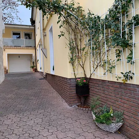 Ferienwohnung Fronhof 3 Nierstein Exterior foto